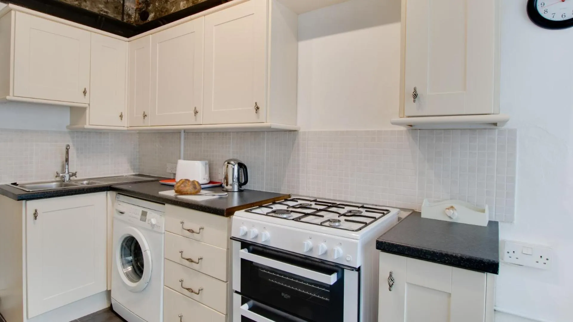 Little Hill House, Mumbles Villa Holiday home The Mumbles