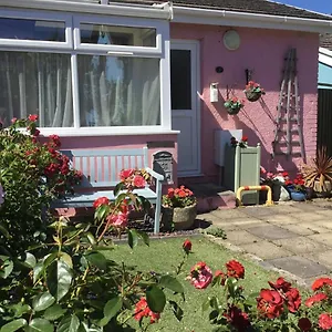  Holiday home Gower